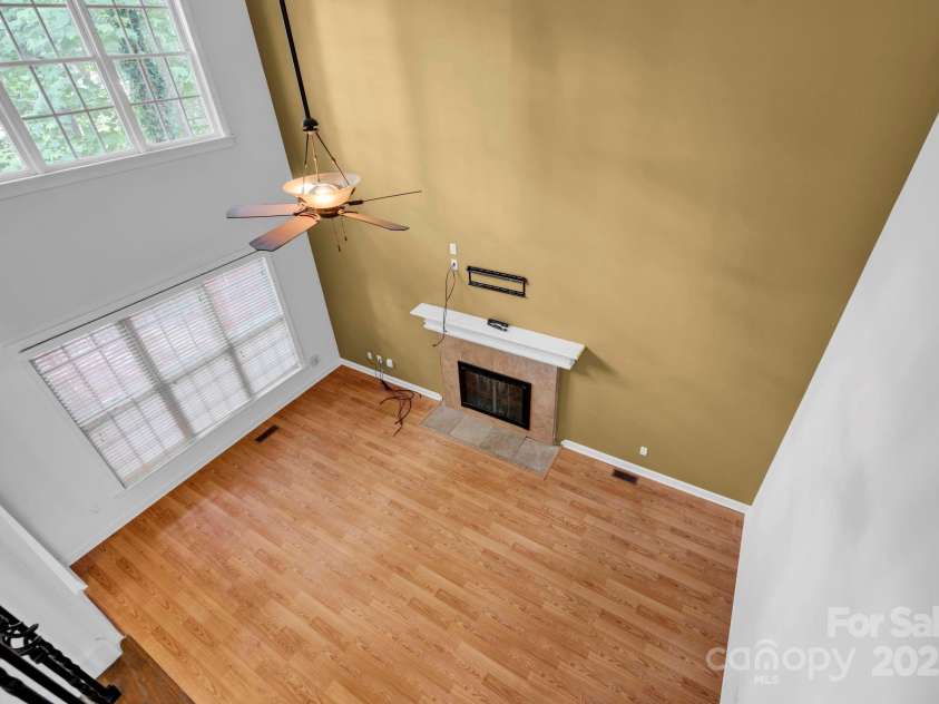 5138 Foxbriar Trail, Charlotte, NC 28269.  MLS# CAR4277811, YatesRealty ID 28778. 