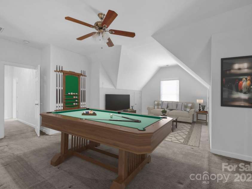 5138 Foxbriar Trail, Charlotte, NC 28269.  MLS# CAR4277811, YatesRealty ID 28778. Virtually staged