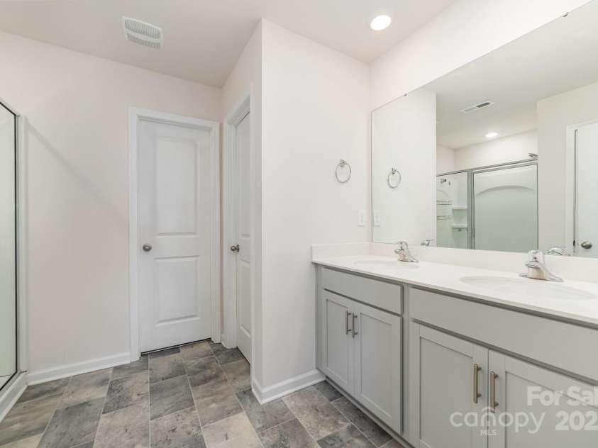 1537 Lilly Springs Place, Dallas, NC 28034.  MLS# CAR4281271, YatesRealty ID 28779. 