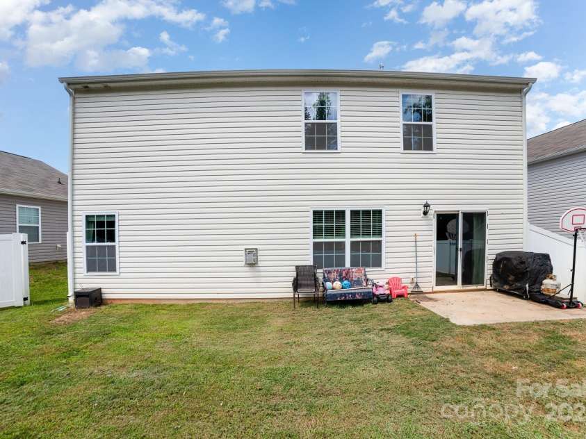 1537 Lilly Springs Place, Dallas, NC 28034.  MLS# CAR4281271, YatesRealty ID 28779. 