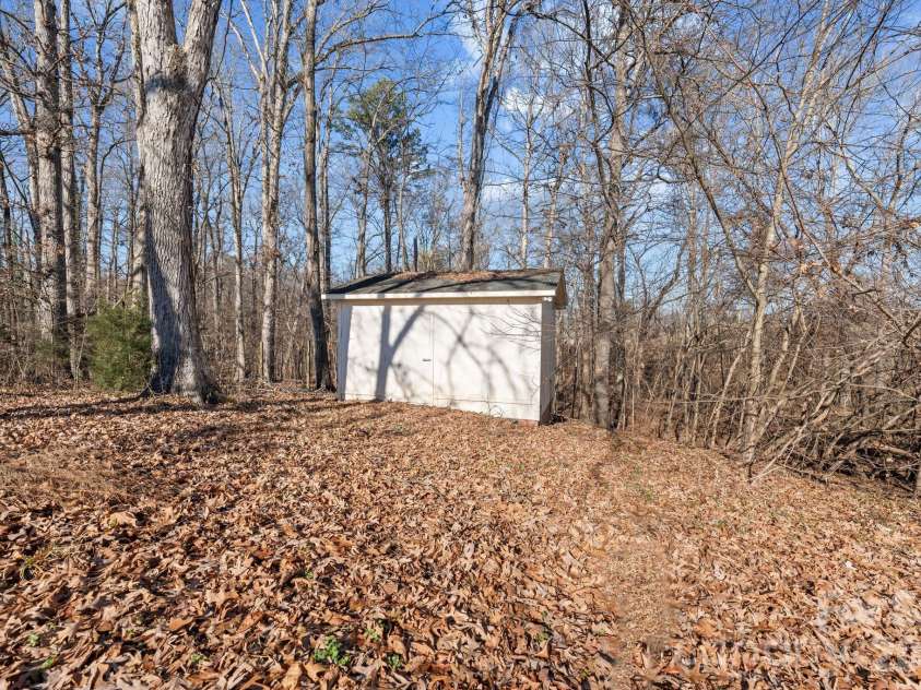 6200 Starlight Drive, Concord, NC 28027.  MLS# CAR4339866, YatesRealty ID 2878. 