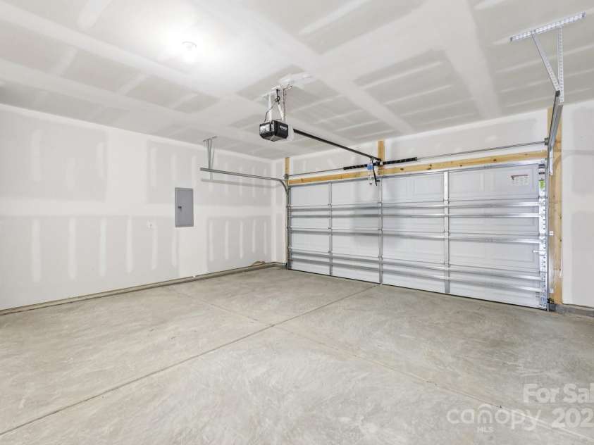 9612 Pointer Road, Huntersville, NC 28078.  MLS# CAR4251717, YatesRealty ID 2878. 