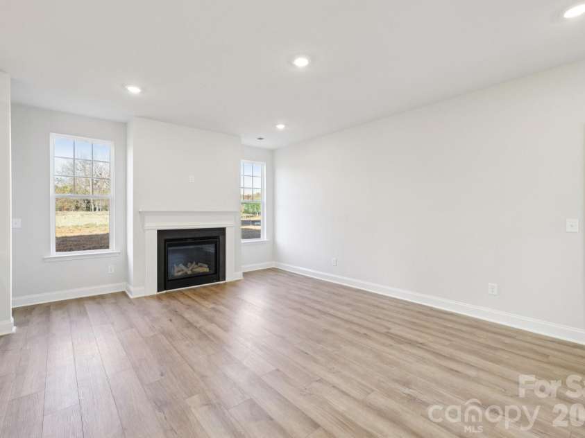 9612 Pointer Road, Huntersville, NC 28078.  MLS# CAR4251717, YatesRealty ID 2878. Photos are representational