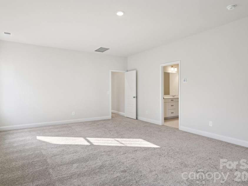 9612 Pointer Road, Huntersville, NC 28078.  MLS# CAR4251717, YatesRealty ID 2878. Photos are representational