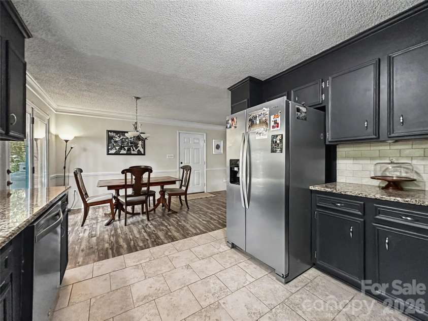 213 Bostian Lake Road, Statesville, NC 28677.  MLS# CAR4390171, YatesRealty ID 28780. 