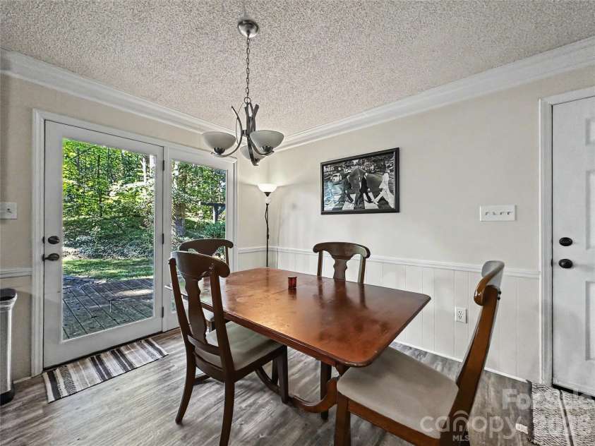 213 Bostian Lake Road, Statesville, NC 28677.  MLS# CAR4390171, YatesRealty ID 28780. 
