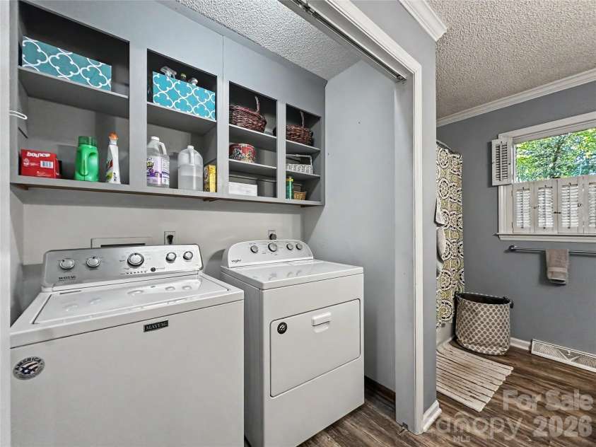 213 Bostian Lake Road, Statesville, NC 28677.  MLS# CAR4390171, YatesRealty ID 28780. 