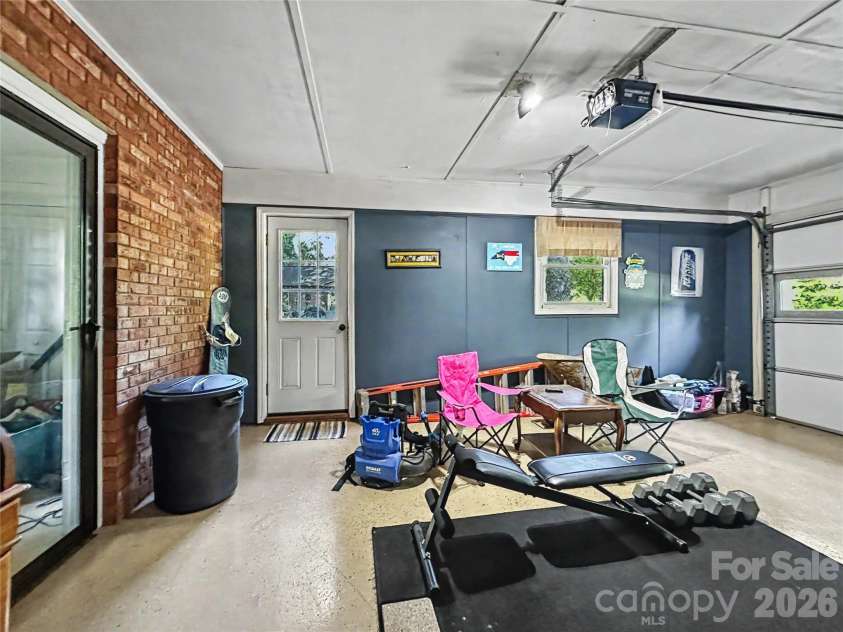213 Bostian Lake Road, Statesville, NC 28677.  MLS# CAR4390171, YatesRealty ID 28780. 