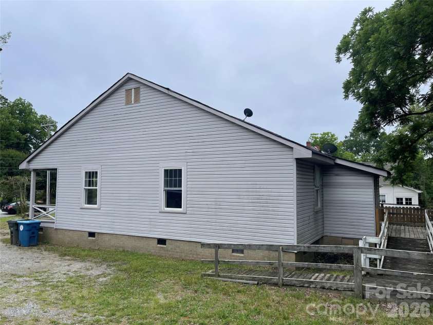 922 Main Street, Salisbury, NC 28144.  MLS# CAR4388019, YatesRealty ID 28781. 
