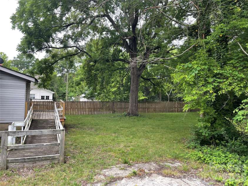 922 Main Street, Salisbury, NC 28144.  MLS# CAR4388019, YatesRealty ID 28781. 