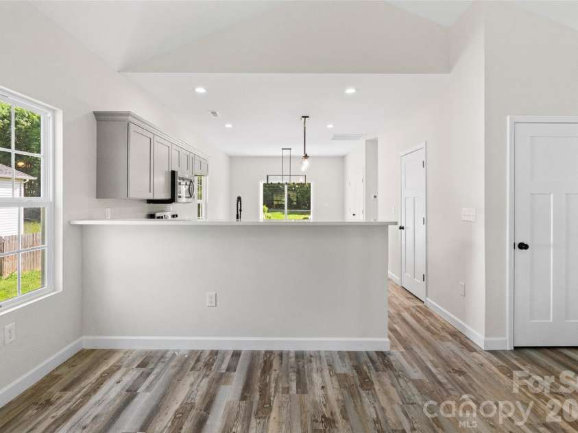 213 Sheffield Drive, York, SC 29745.  MLS# CAR4388327, YatesRealty ID 28782. 