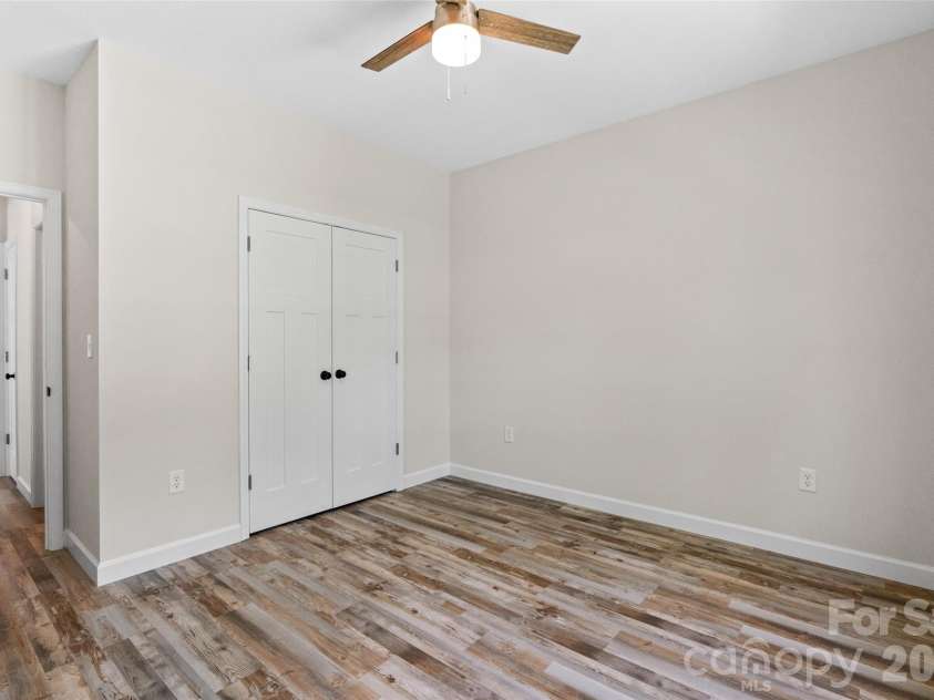 213 Sheffield Drive, York, SC 29745.  MLS# CAR4388327, YatesRealty ID 28782. 