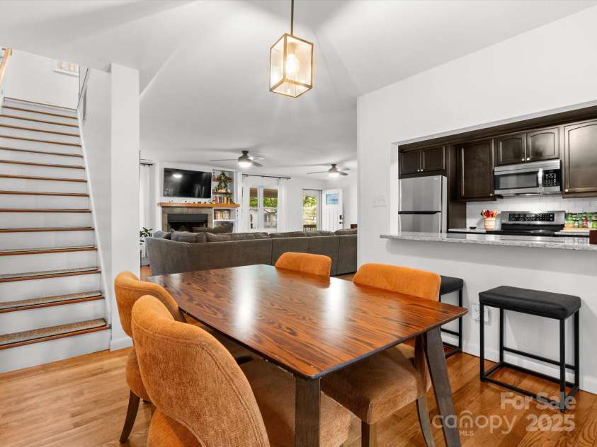 126 Locust Court, Arden, NC 28704.  MLS# CAR4298317, YatesRealty ID 28784. 