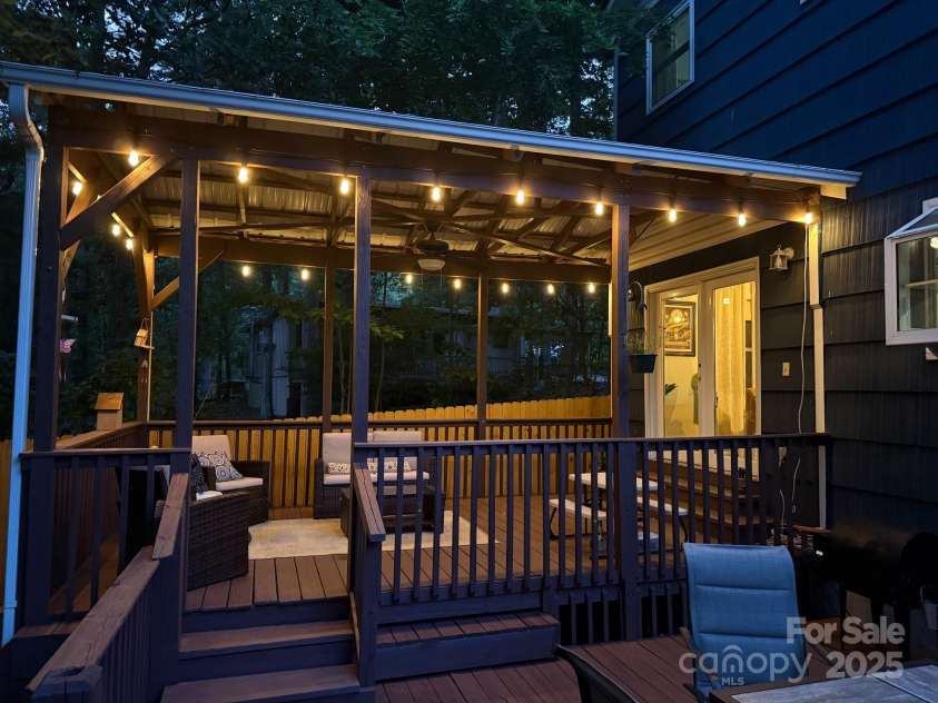 126 Locust Court, Arden, NC 28704.  MLS# CAR4298317, YatesRealty ID 28784. 