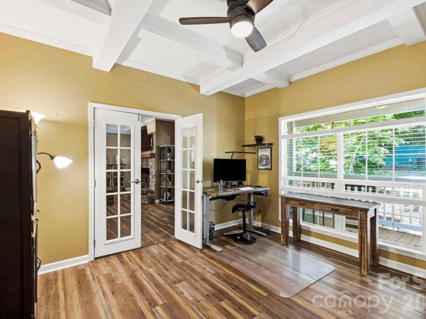 31 Enochs Way, Fletcher, NC 28732.  MLS# CAR4385930, YatesRealty ID 28784. 