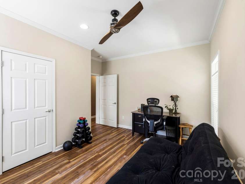 31 Enochs Way, Fletcher, NC 28732.  MLS# CAR4385930, YatesRealty ID 28784. 