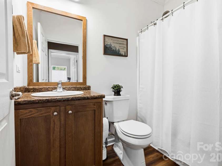 31 Enochs Way, Fletcher, NC 28732.  MLS# CAR4385930, YatesRealty ID 28784. 