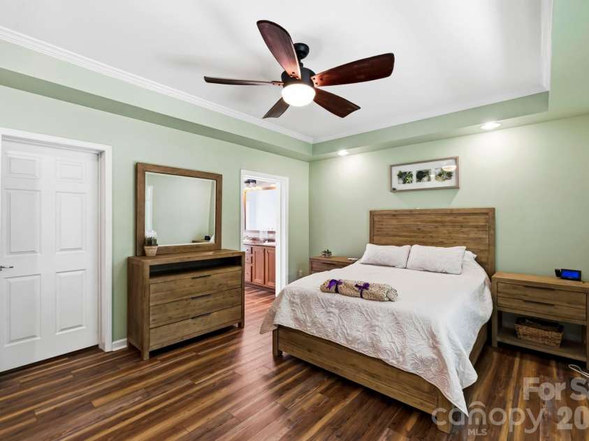 31 Enochs Way, Fletcher, NC 28732.  MLS# CAR4385930, YatesRealty ID 28784. 