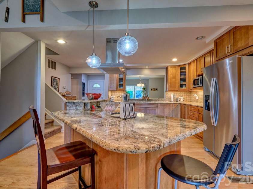 134 Pine Grove Circle, Lake Wylie, SC 29710.  MLS# CAR4374780, YatesRealty ID 28785. 
