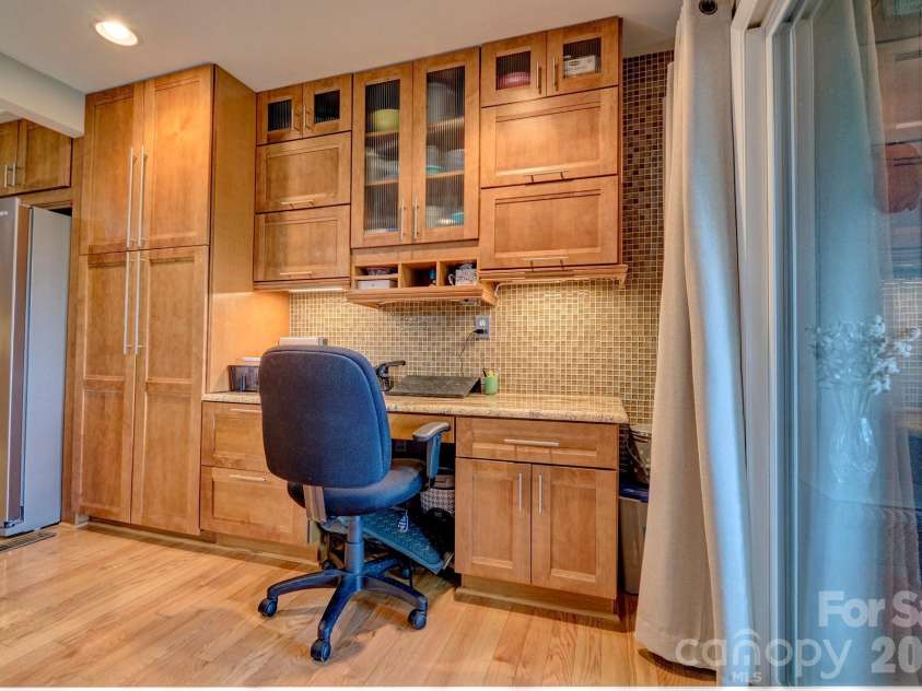 134 Pine Grove Circle, Lake Wylie, SC 29710.  MLS# CAR4374780, YatesRealty ID 28785. 