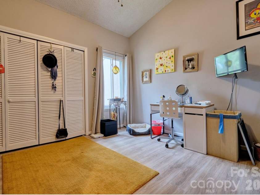 134 Pine Grove Circle, Lake Wylie, SC 29710.  MLS# CAR4374780, YatesRealty ID 28785. 