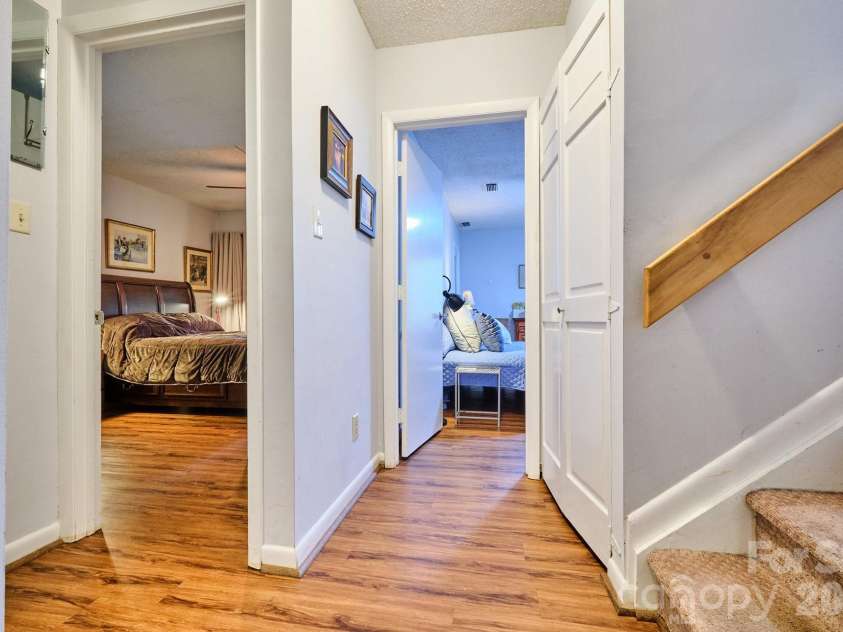 134 Pine Grove Circle, Lake Wylie, SC 29710.  MLS# CAR4374780, YatesRealty ID 28785. 