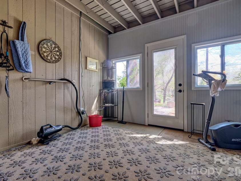 134 Pine Grove Circle, Lake Wylie, SC 29710.  MLS# CAR4374780, YatesRealty ID 28785. 