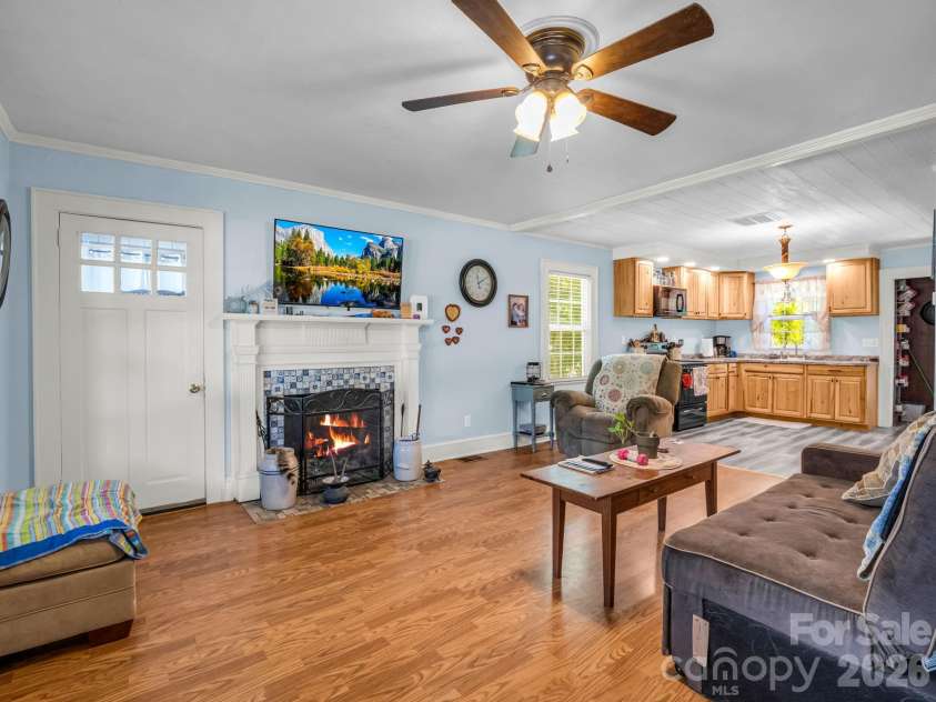 173 Maple Street, Rutherfordton, NC 28139.  MLS# CAR4382793, YatesRealty ID 28786. 