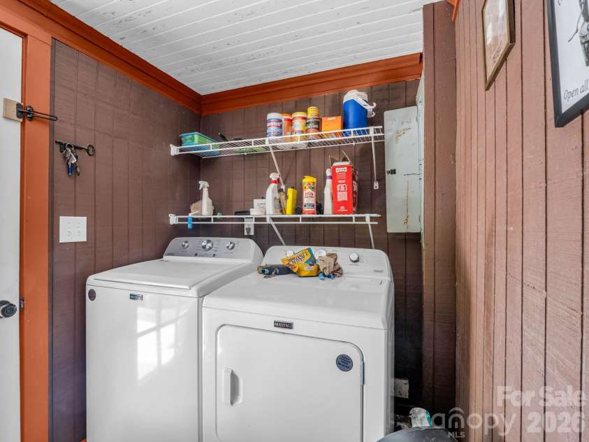 173 Maple Street, Rutherfordton, NC 28139.  MLS# CAR4382793, YatesRealty ID 28786. 