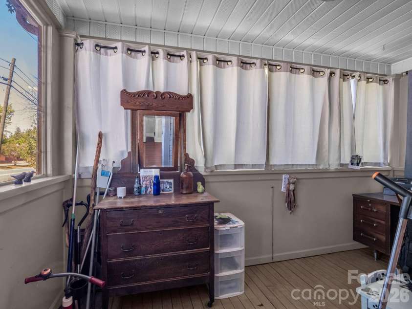 173 Maple Street, Rutherfordton, NC 28139.  MLS# CAR4382793, YatesRealty ID 28786. 