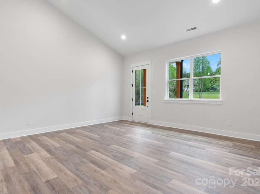 2045 Cordia Circle, Newton, NC 28658.  MLS# CAR4247676, YatesRealty ID 28786. 