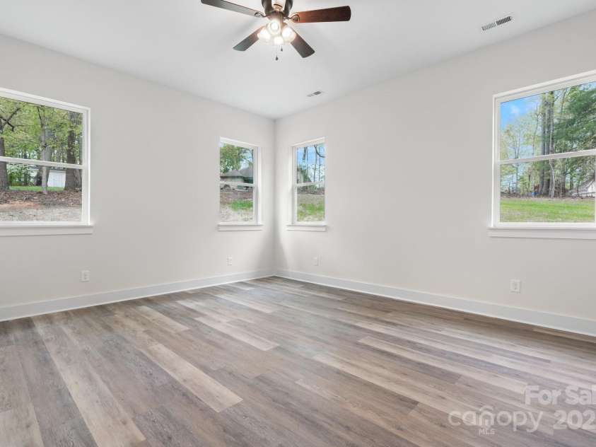 2045 Cordia Circle, Newton, NC 28658.  MLS# CAR4247676, YatesRealty ID 28786. 