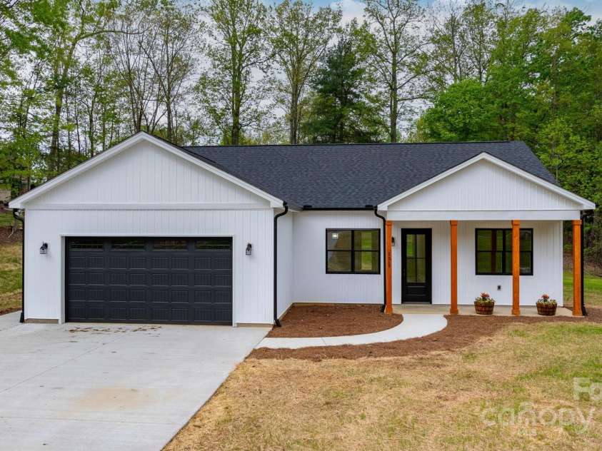 2045 Cordia Circle, Newton, NC 28658.  MLS# CAR4247676, YatesRealty ID 28786. 