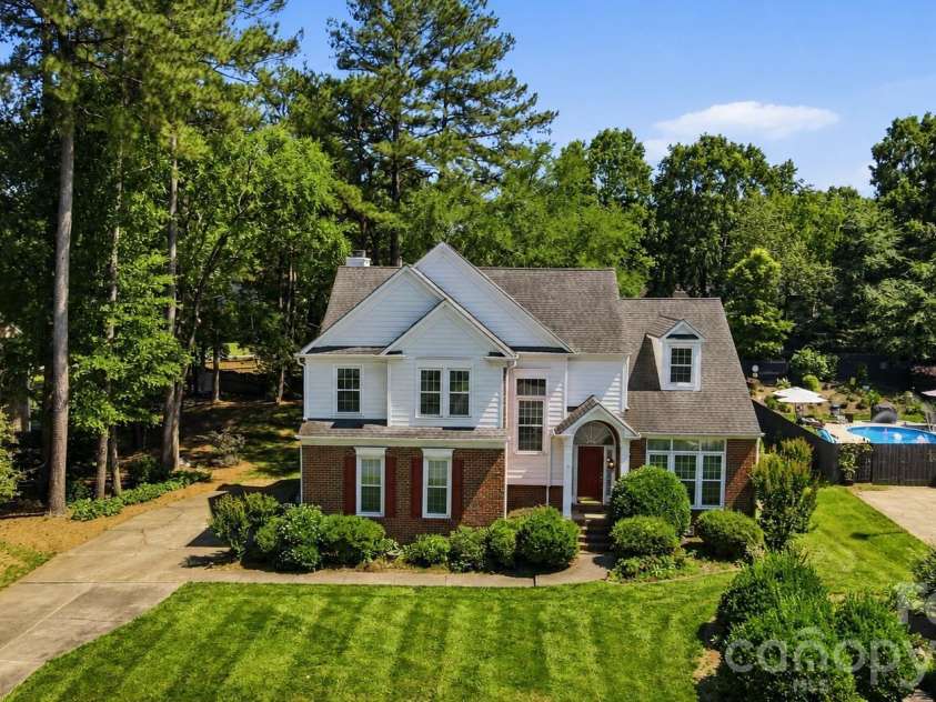 12100 Provincetowne Drive, Charlotte, NC 28277.  MLS# CAR4388969, YatesRealty ID 28787. 