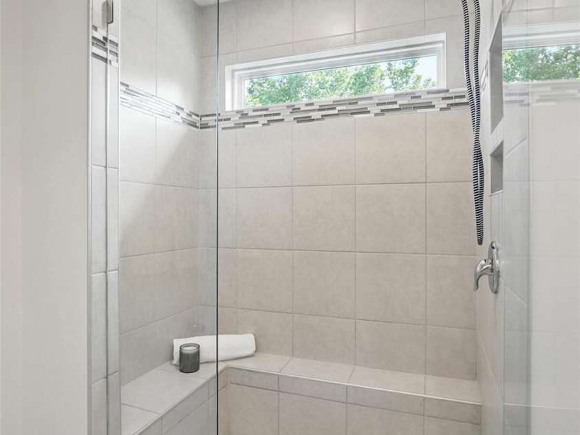 8018 Saluda Drive, Charlotte, NC 28269.  MLS# CAR4255269, YatesRealty ID 28789. 