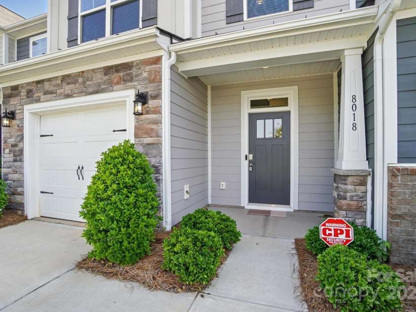 8018 Saluda Drive, Charlotte, NC 28269.  MLS# CAR4255269, YatesRealty ID 28789. Lawn care included in your LOW HOA Fee!