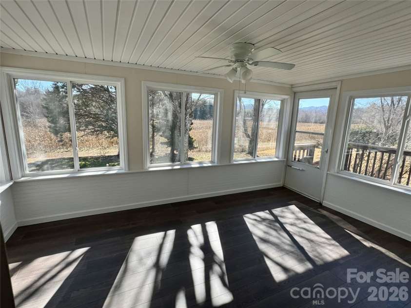 436 Riverwind Drive, Hendersonville, NC 28739.  MLS# CAR4219955, YatesRealty ID 2879. 