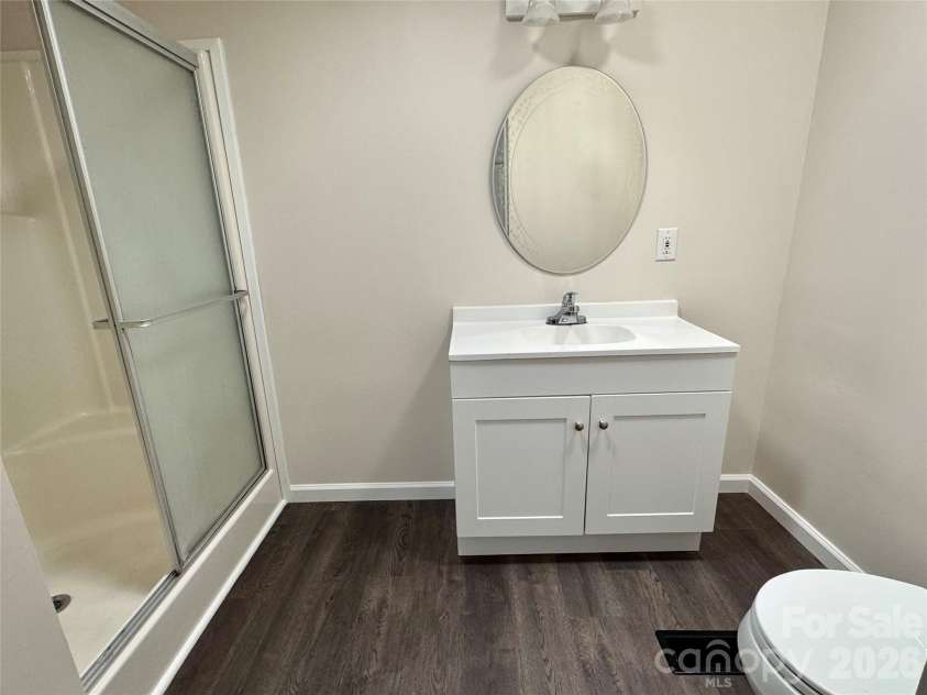 436 Riverwind Drive, Hendersonville, NC 28739.  MLS# CAR4219955, YatesRealty ID 2879. Primary bath