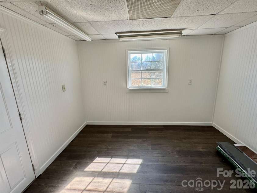 436 Riverwind Drive, Hendersonville, NC 28739.  MLS# CAR4219955, YatesRealty ID 2879. Workshop unheated