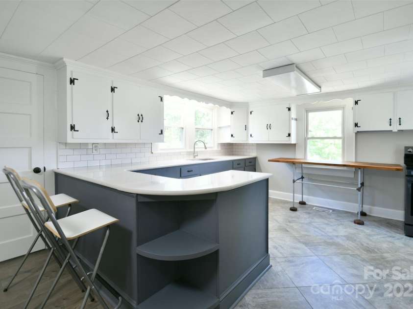 2306 C Street, Kannapolis, NC 28081.  MLS# CAR4255264, YatesRealty ID 28790. 