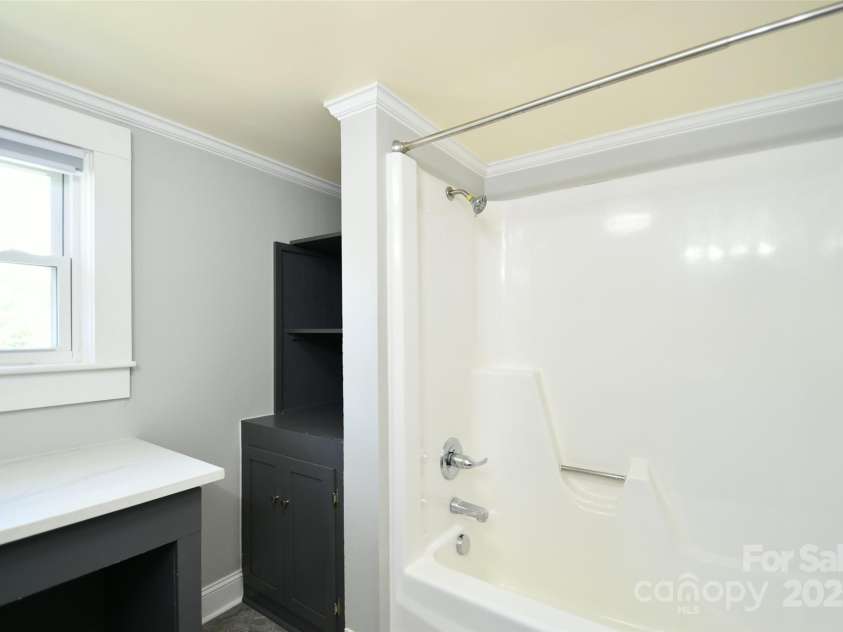 2306 C Street, Kannapolis, NC 28081.  MLS# CAR4255264, YatesRealty ID 28790. 