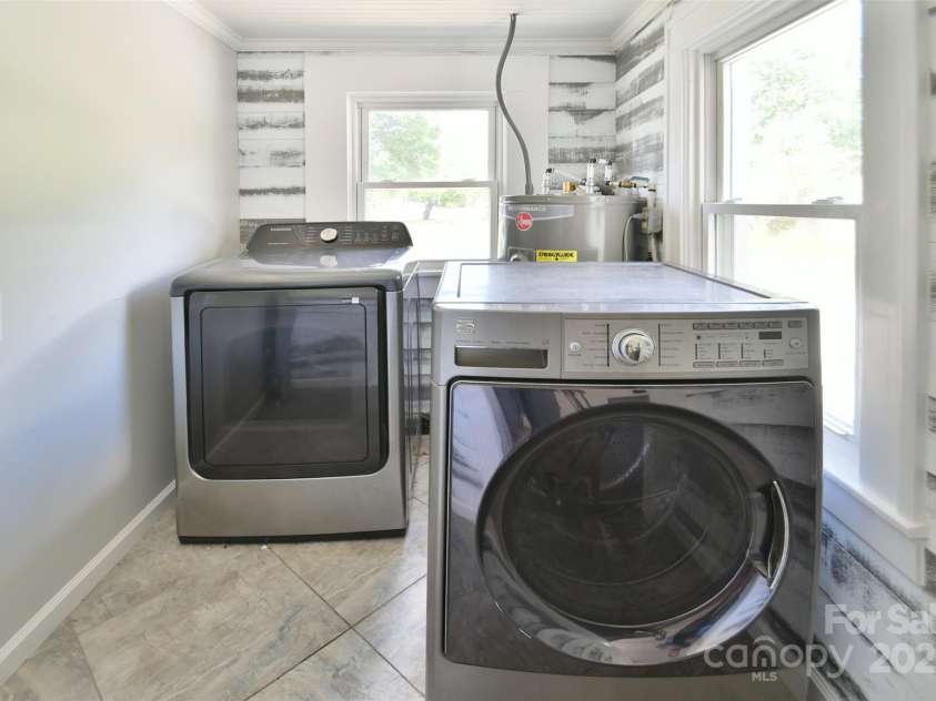 2306 C Street, Kannapolis, NC 28081.  MLS# CAR4255264, YatesRealty ID 28790. 