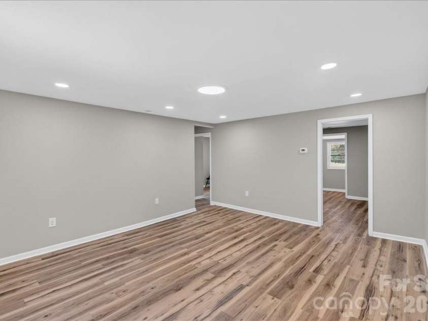200 Eufola Road, Statesville, NC 28677.  MLS# CAR4376498, YatesRealty ID 28793. 