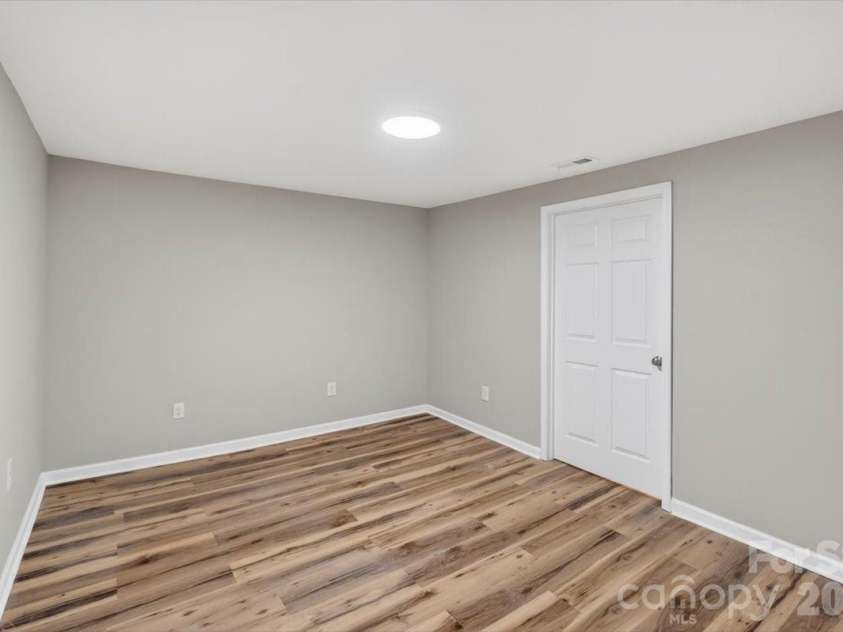 200 Eufola Road, Statesville, NC 28677.  MLS# CAR4376498, YatesRealty ID 28793. 