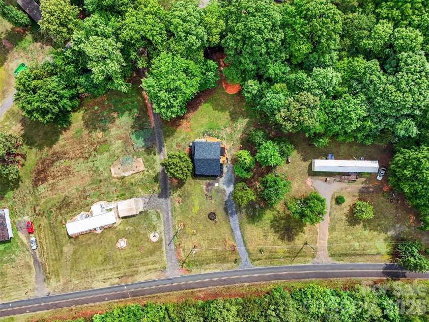 200 Eufola Road, Statesville, NC 28677.  MLS# CAR4376498, YatesRealty ID 28793. 