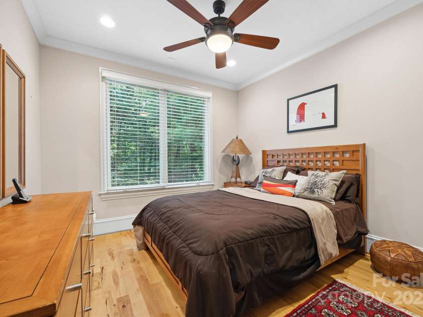 4550 Osprey Run Court, Denver, NC 28037.  MLS# CAR4278336, YatesRealty ID 28795. Guest Bedroom on Main