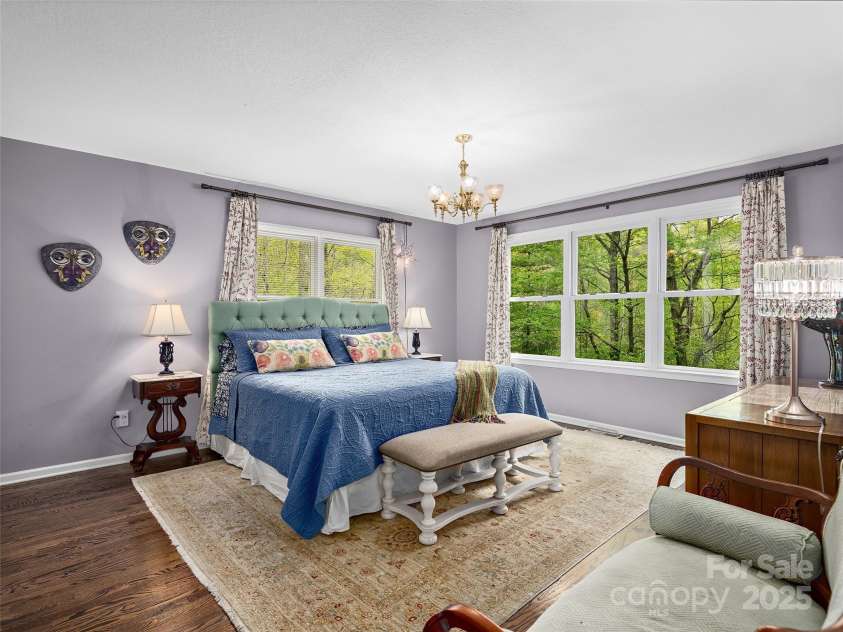 221 Holland Drive, Black Mountain, NC 28711.  MLS# CAR4253725, YatesRealty ID 28796. 