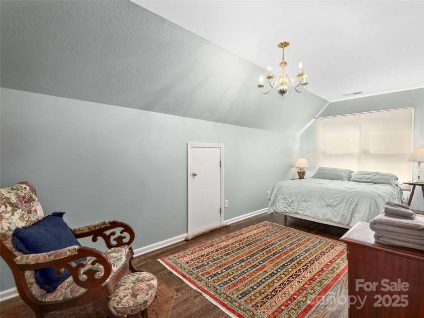 221 Holland Drive, Black Mountain, NC 28711.  MLS# CAR4253725, YatesRealty ID 28796. 
