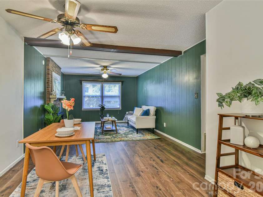 115 Wicklow Drive, Asheville, NC 28806.  MLS# CAR4389269, YatesRealty ID 28797. A great space for gathering.
