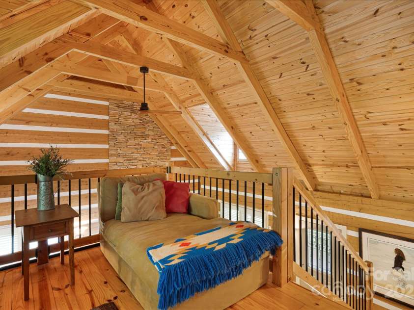 1980 Old Murray Road, Mars Hill, NC 28754.  MLS# CAR4271004, YatesRealty ID 28797. 